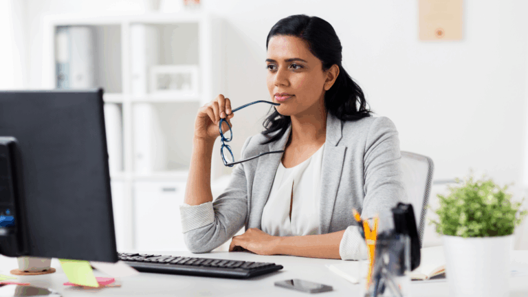 בגדים לעבודה במשרד